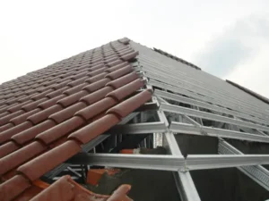 jasa tukang pasang atap baja ringan dan renovasi atap rumah - mitrabajaringan